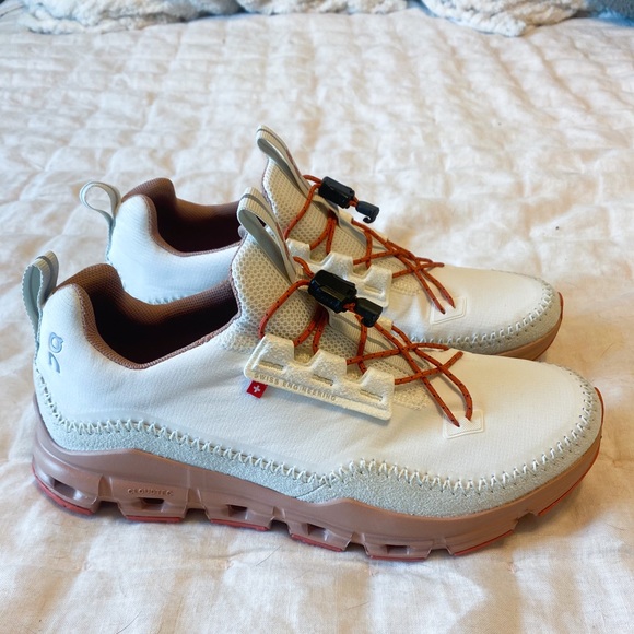 On Cloud Shoes - on cloudaways sneakers